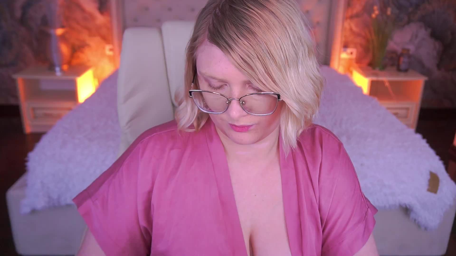 KiraKolobok Adult Chat August 15, 2026