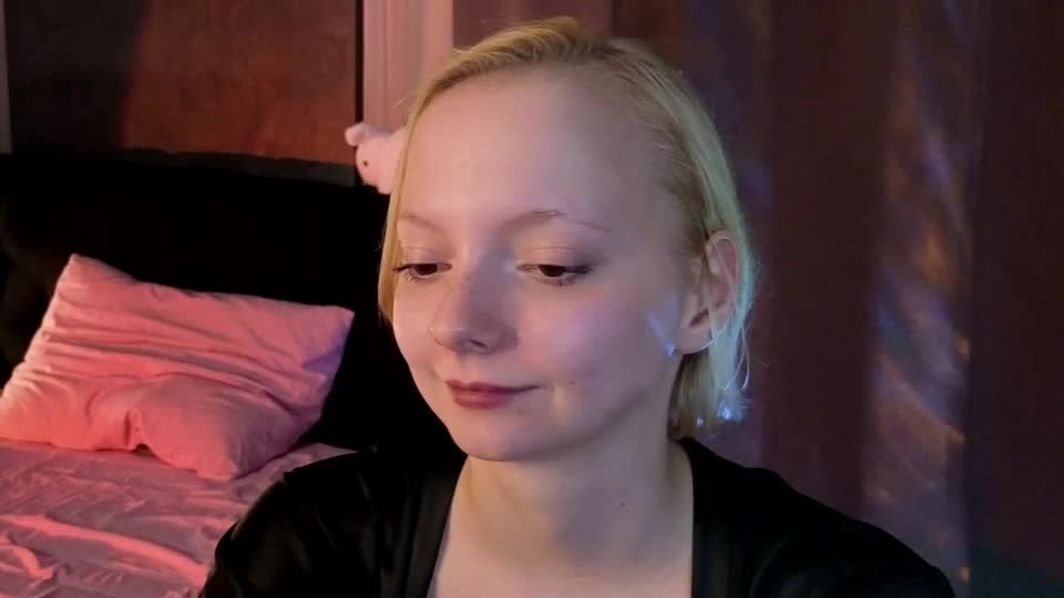 sweet_lynx Adult Chat August 15, 2026