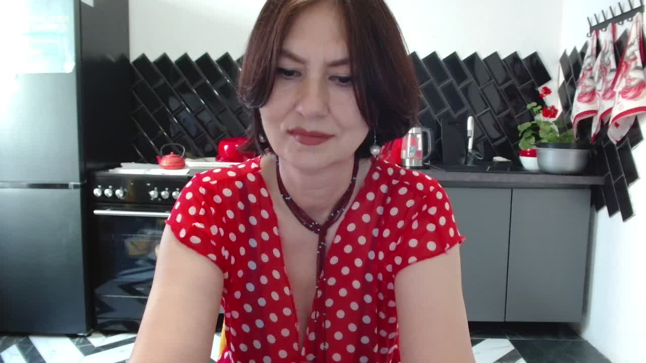 ANGELALADI Adult Chat August 14, 2026