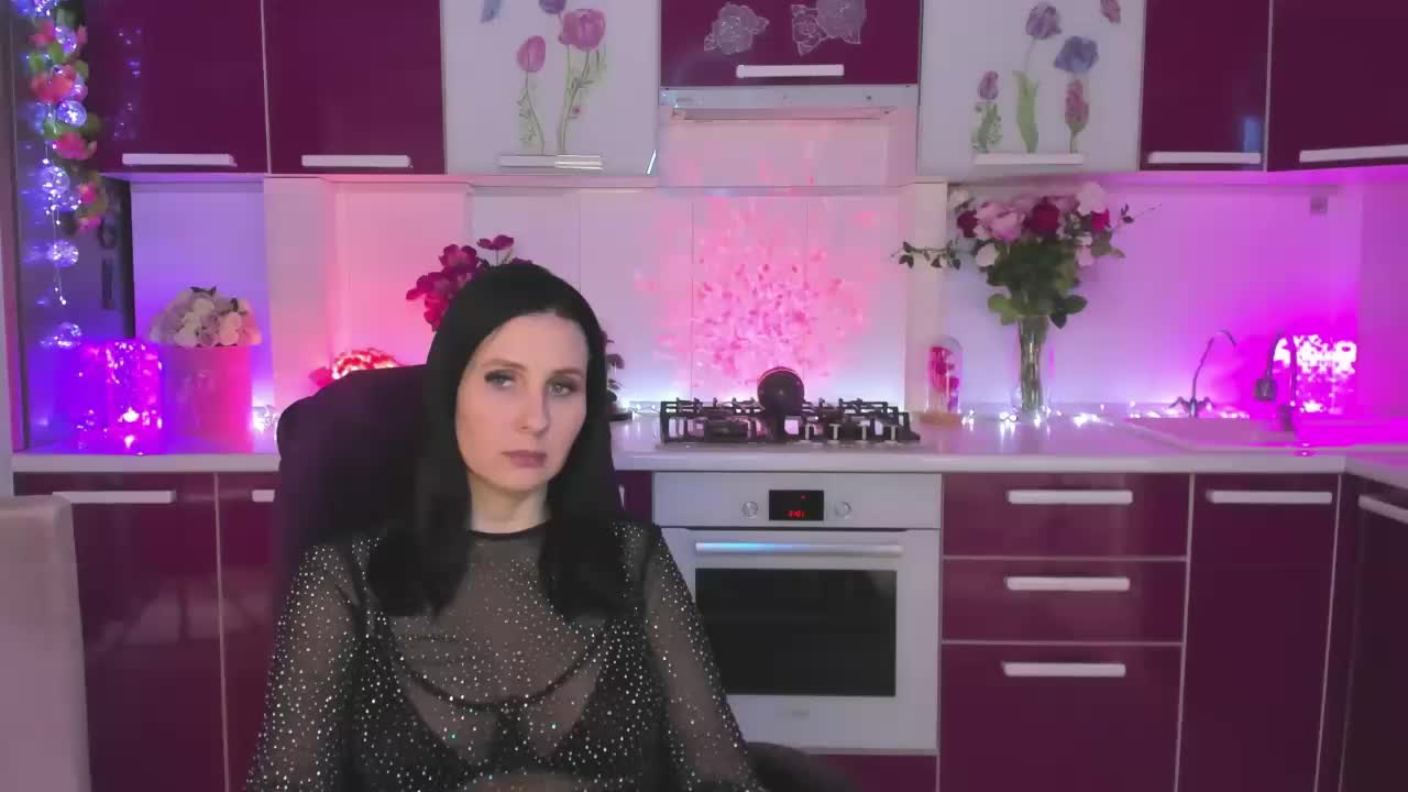 Olivija2020 Adult Chat August 14, 2026