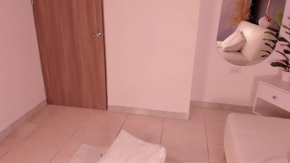 nina_sweetz Adult Chat August 15, 2026