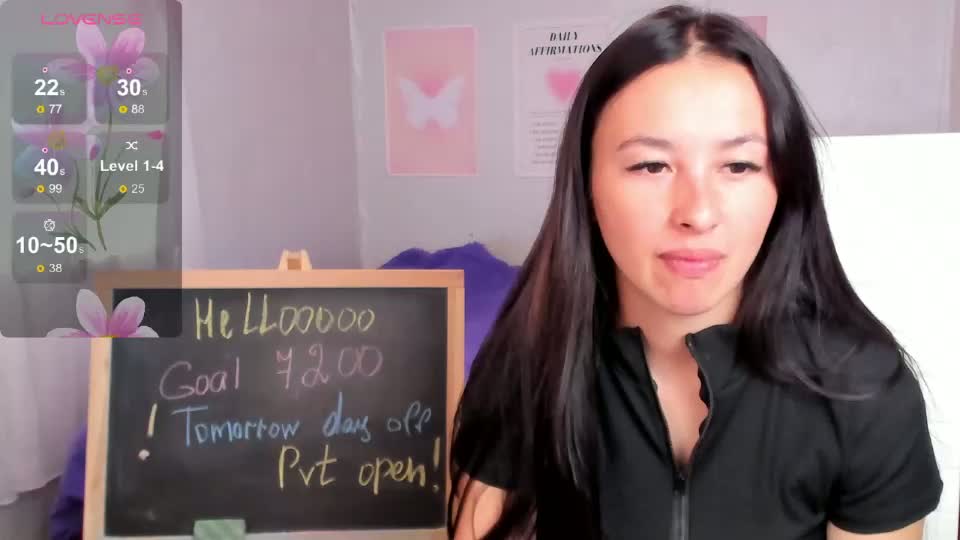 queitsharm_ Adult Chat August 14, 2026