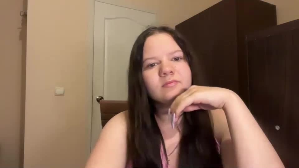 girl_cute07 Adult Chat August 15, 2026