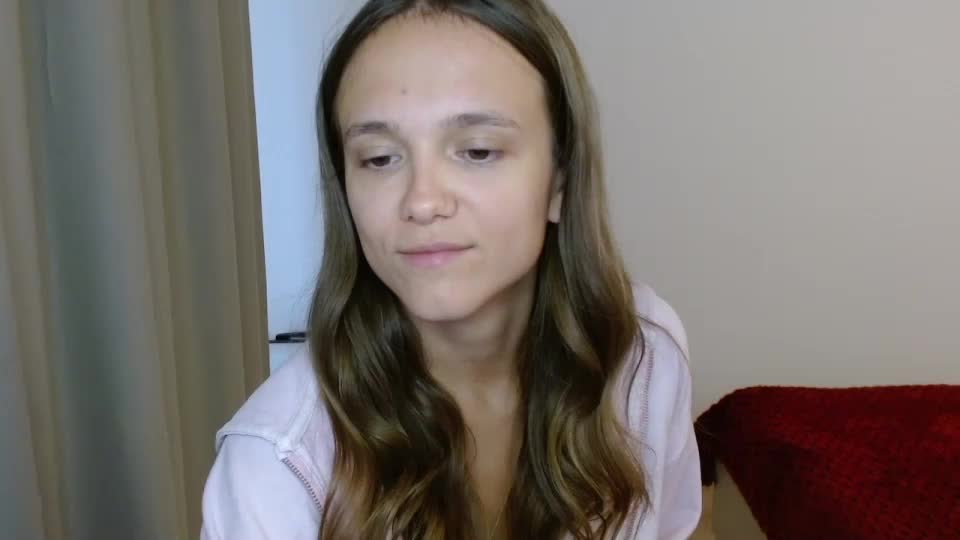 emilly_lust99 Adult Chat August 14, 2026