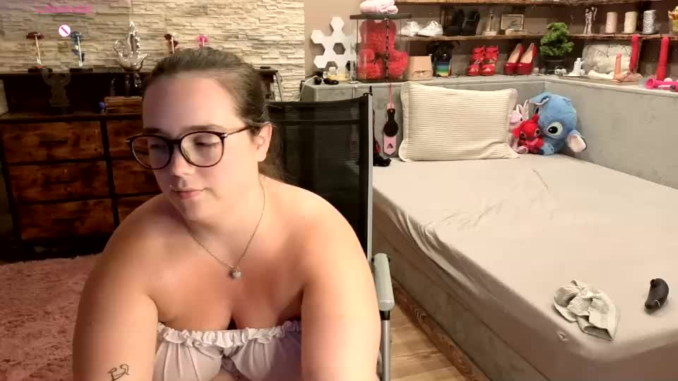kimberlycaprice Adult Chat August 15, 2026