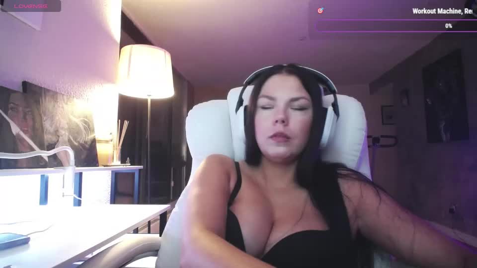 tinykylie Adult Chat August 15, 2026