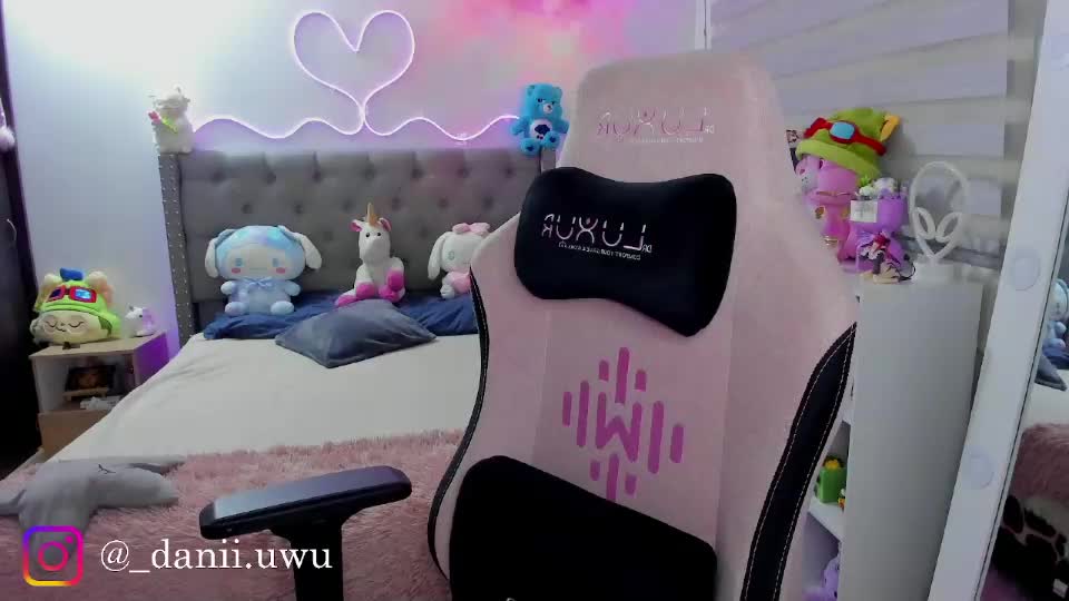 cute_dani__ Adult Chat August 15, 2026