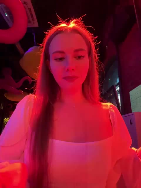 VikkiExtraCheese Adult Chat August 15, 2026