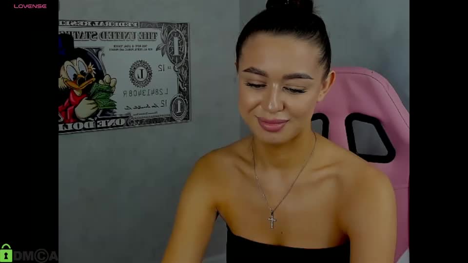 nicolerossss Adult Chat August 15, 2026