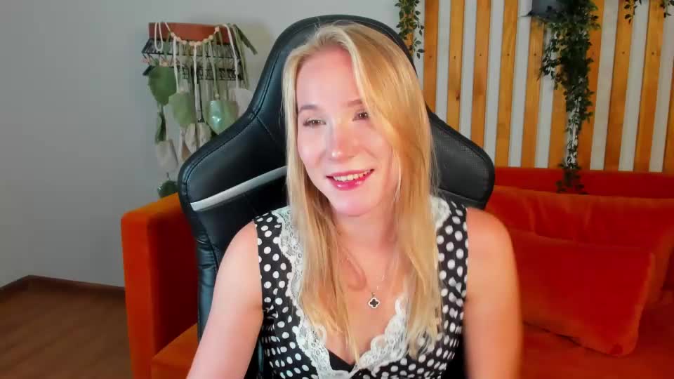 elaravoltage Adult Chat August 15, 2026