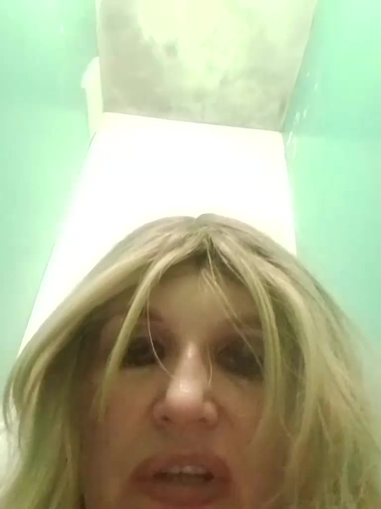 Kolibrii Adult Chat August 15, 2026