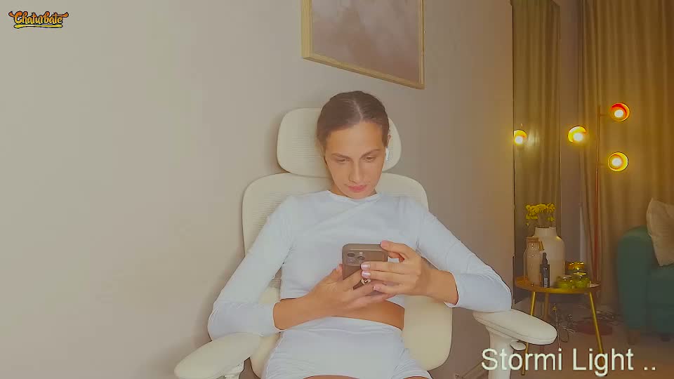 stormi_light Adult Chat August 15, 2026