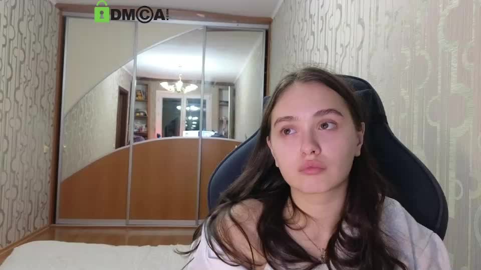 evi_woow Adult Chat August 15, 2026