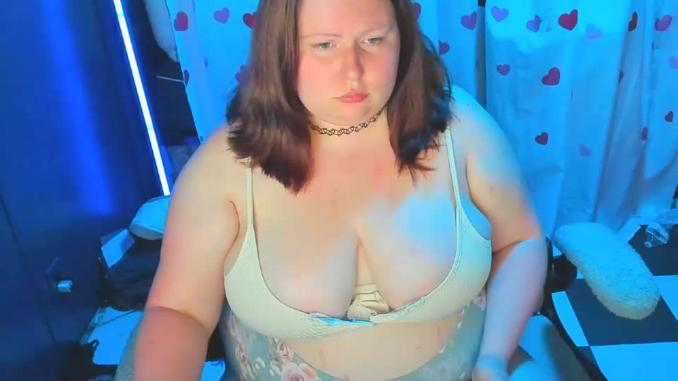 molly_moons Adult Chat August 15, 2026