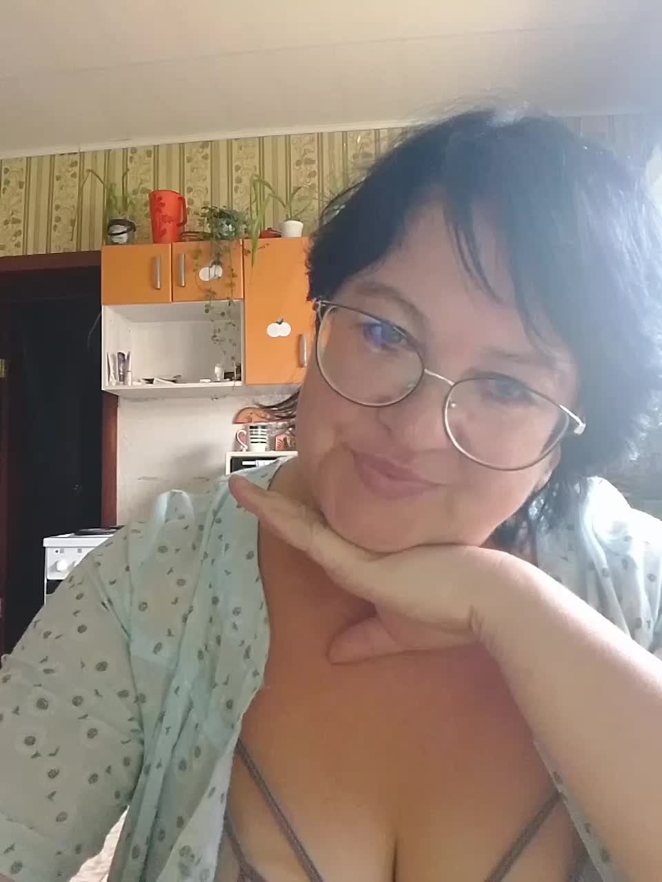 Tanya19722 Adult Chat August 15, 2026