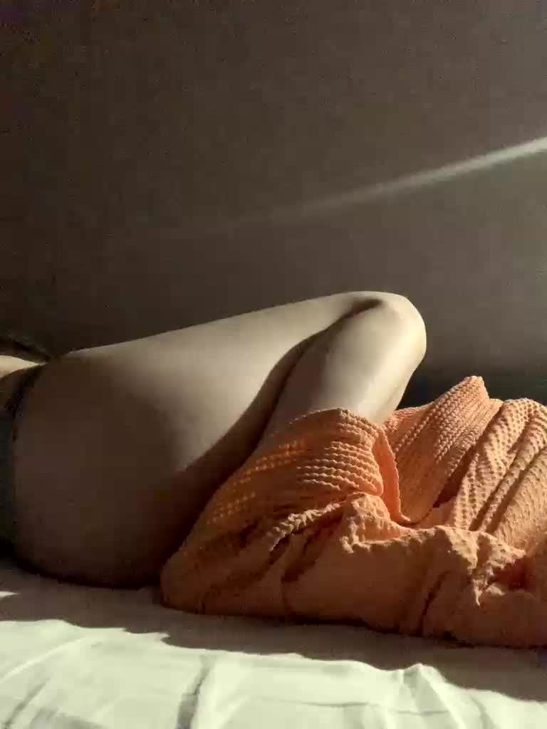 top_queen Adult Chat August 15, 2026