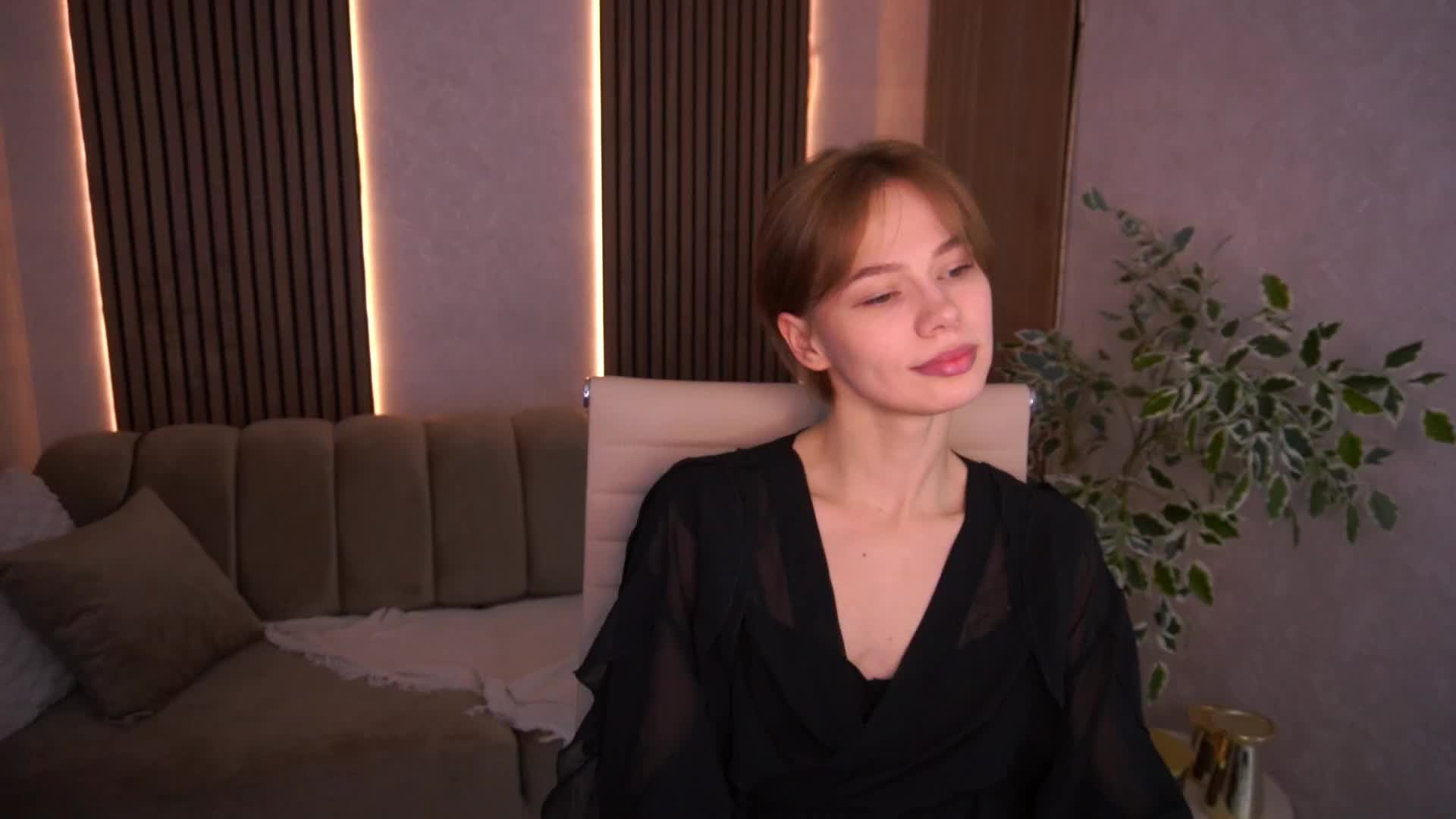 ShyySiren Adult Chat August 15, 2026