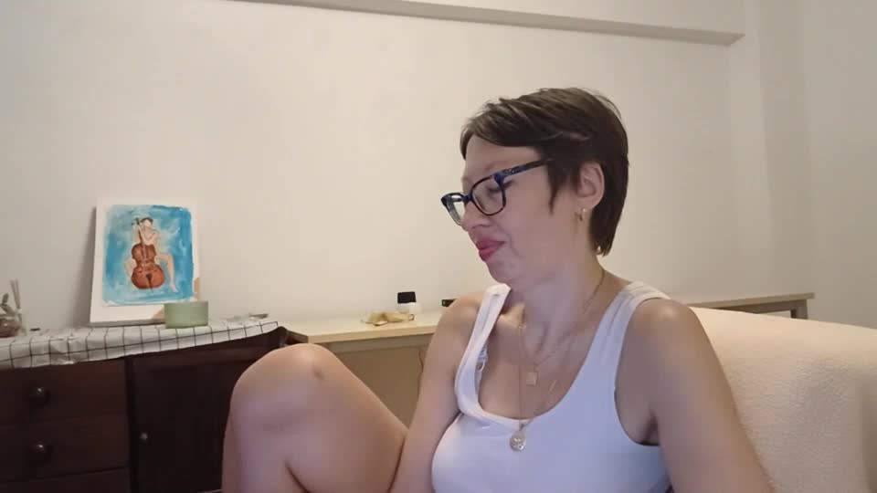 bellarose_2020 Adult Chat August 15, 2026