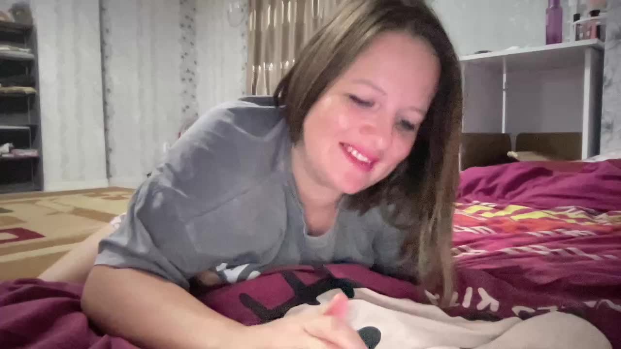 Natalii87 Adult Chat August 15, 2026