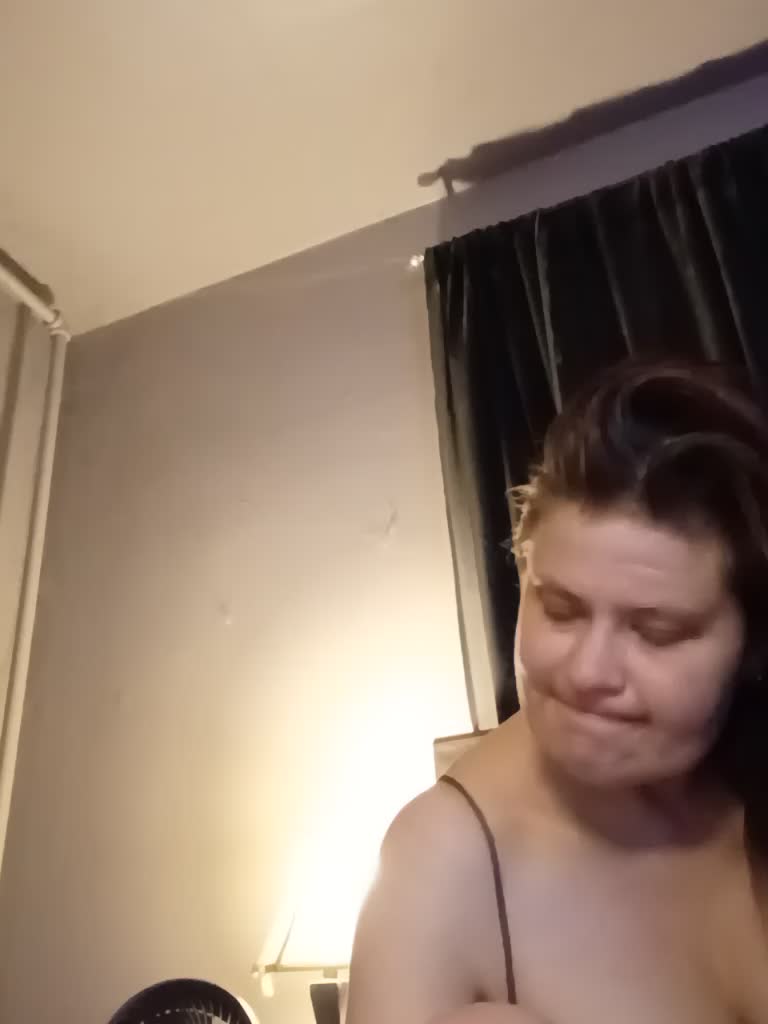 JulietteLatte81 Adult Chat August 15, 2026