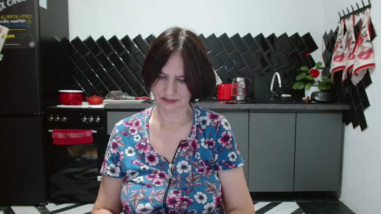 ANGELALADI Adult Chat August 16, 2026
