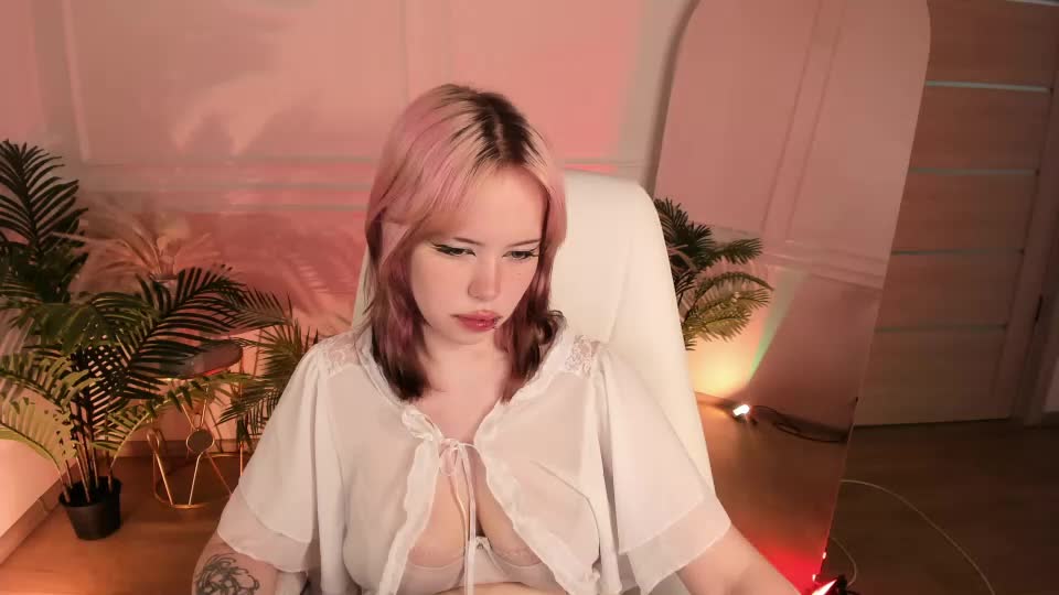 stella_la_la Adult Chat August 16, 2026