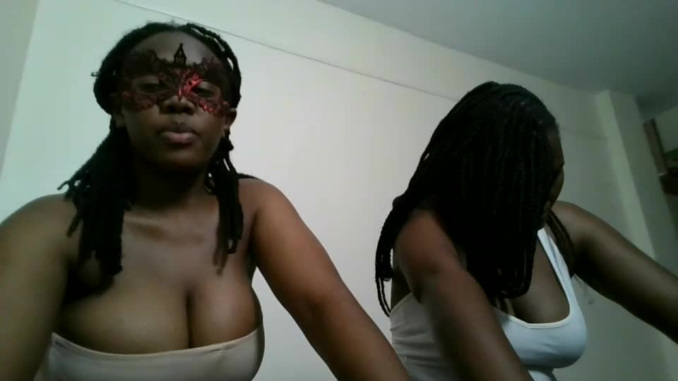 queen_kikih Adult Chat August 15, 2026