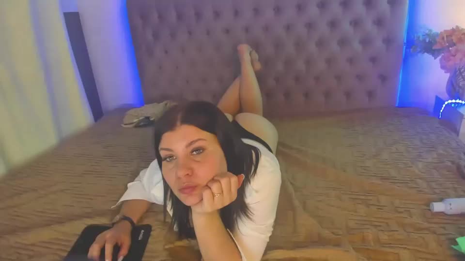 amandahoppe Adult Chat August 16, 2026