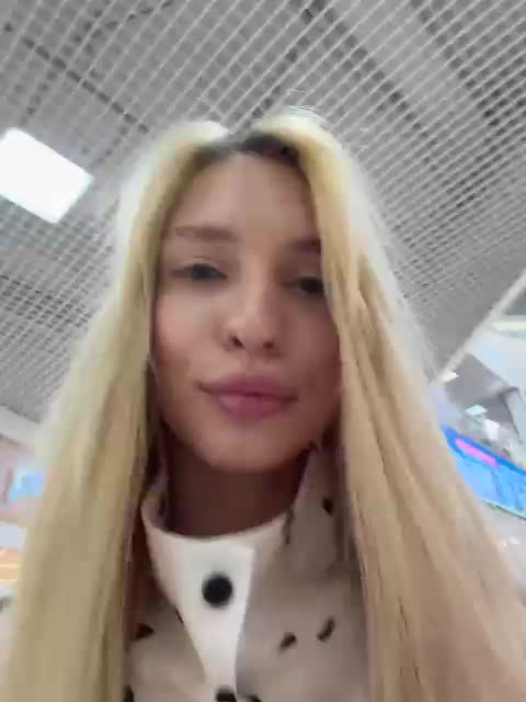 Cristi-Candy Adult Chat August 15, 2026