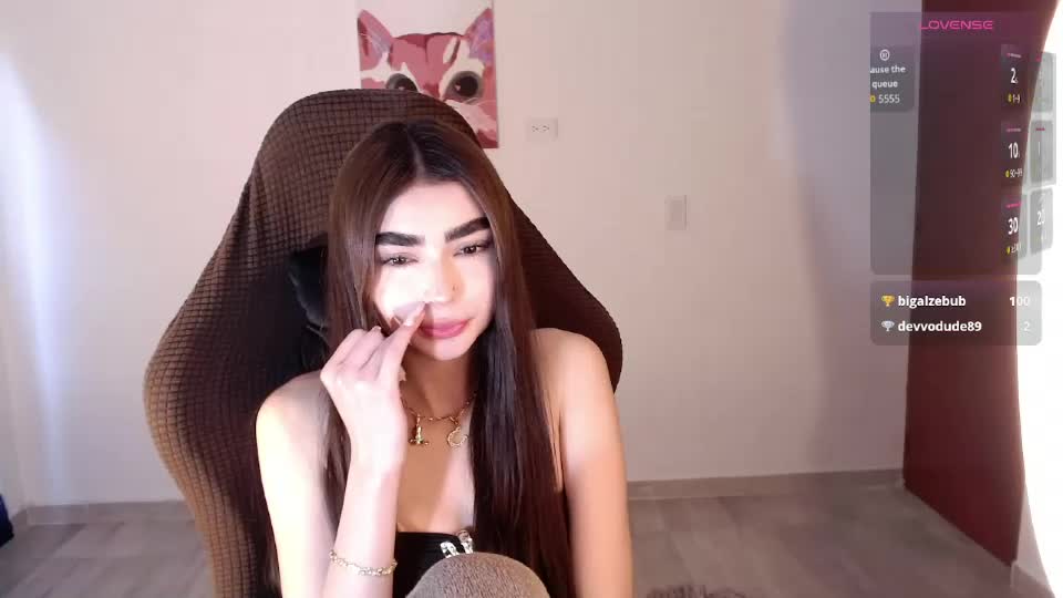 laura_secrets Adult Chat August 15, 2026
