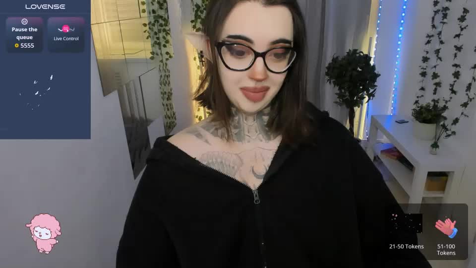dixipixi_ Adult Chat August 15, 2026