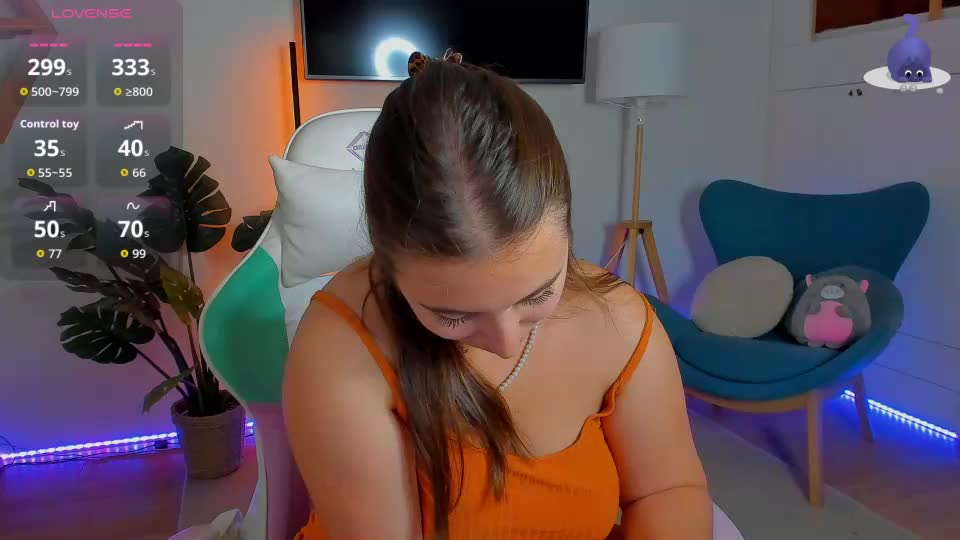 nicole_de_lux Adult Chat August 15, 2026