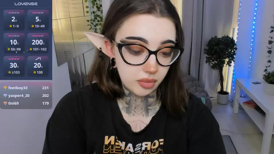 dixipixi_ Adult Chat August 15, 2026
