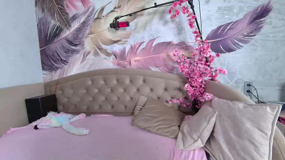arianna_flower Adult Chat August 16, 2026