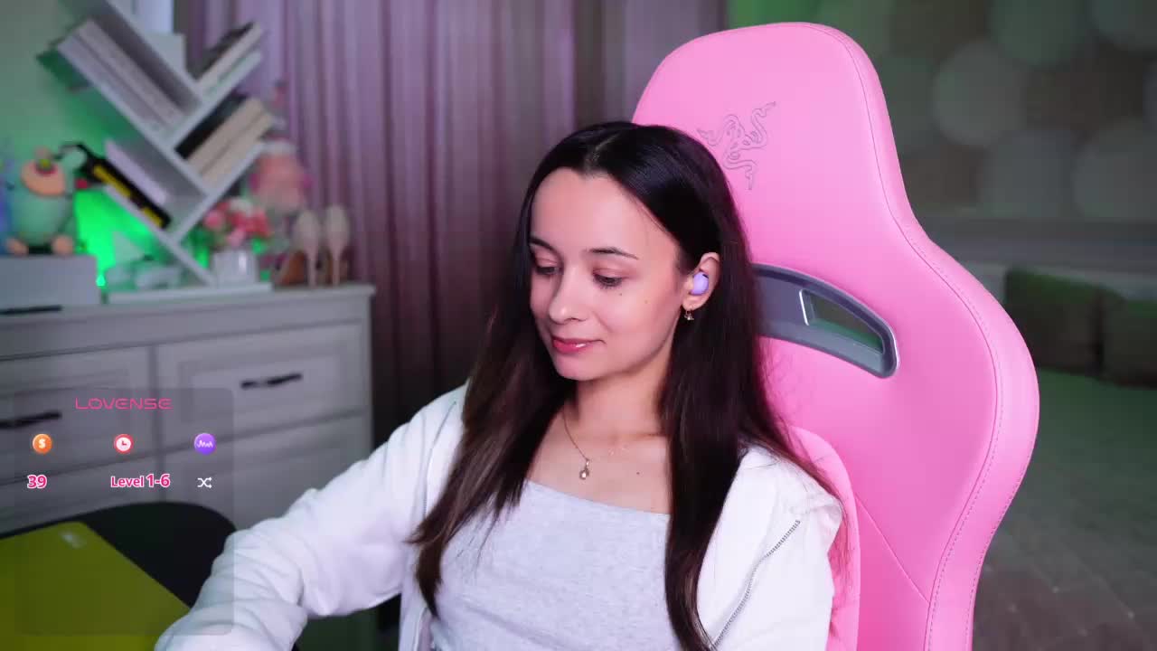 JuicyAngel Adult Chat August 15, 2026