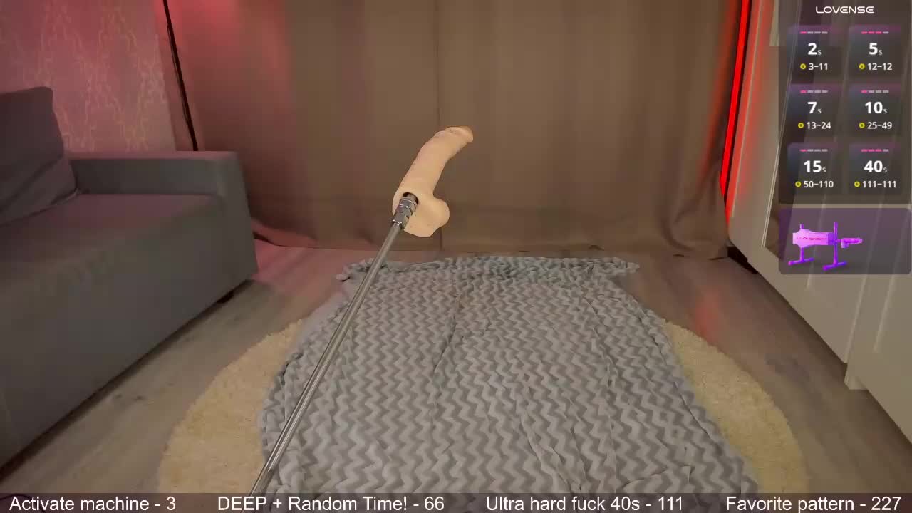 Juicy-Vikki Adult Chat August 15, 2026