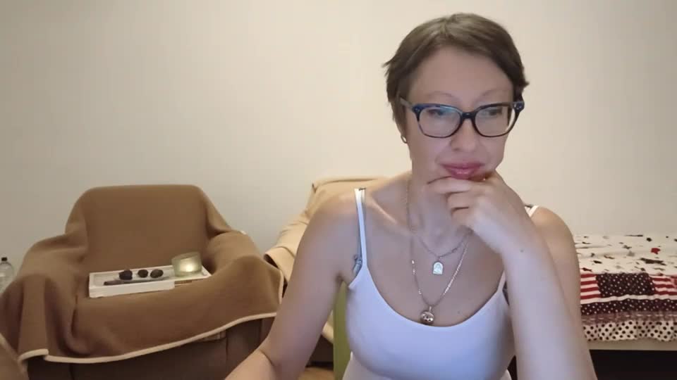 bellarose_2020 Adult Chat August 16, 2026