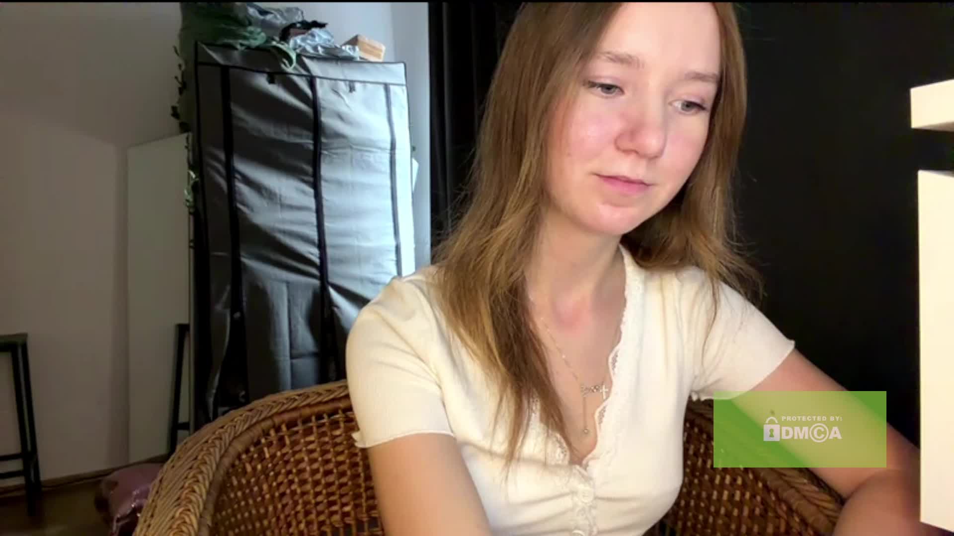 lisasmall Adult Chat August 16, 2026