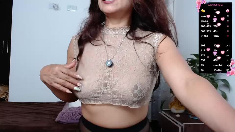 hotjollie Adult Chat August 16, 2026