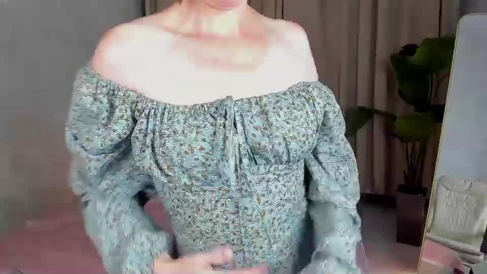 grace_kellyy Adult Chat August 16, 2026