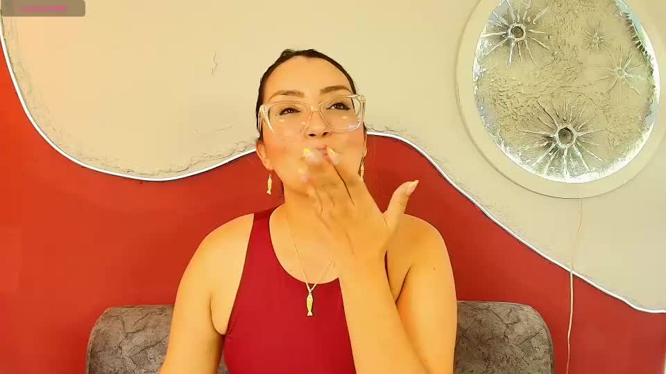 luna__velvet Adult Chat August 16, 2026