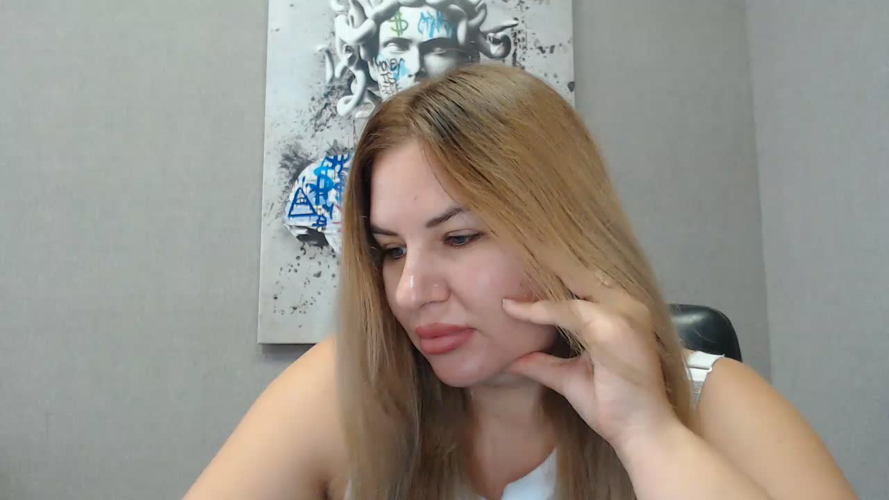 AvaQueen Adult Chat August 16, 2026