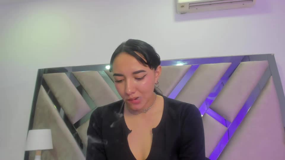 zoe_evaanss_ Adult Chat August 16, 2026