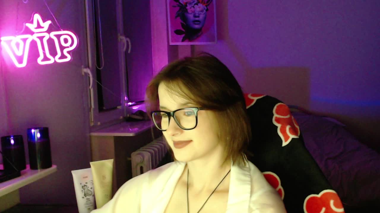 Cherry-Luna Adult Chat August 16, 2026