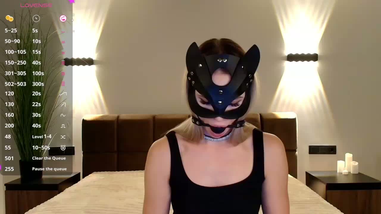 -Foxelle- Adult Chat August 16, 2026