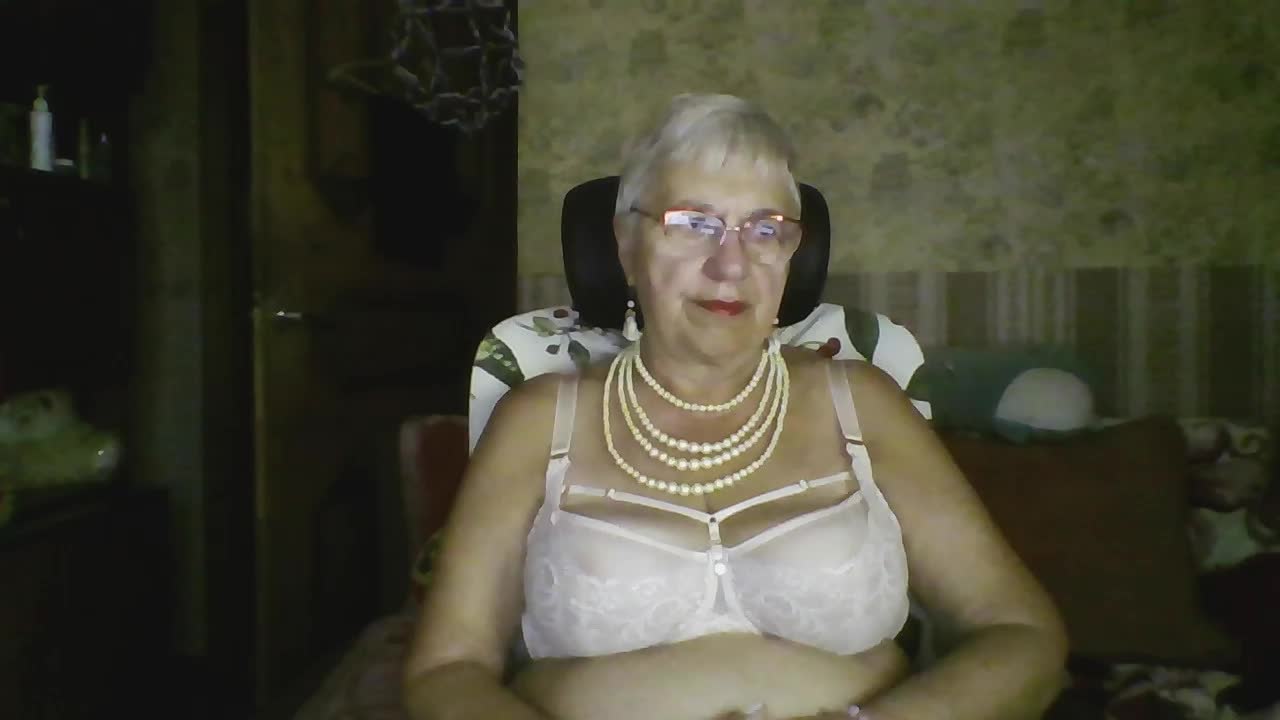 SweetCherry00 Adult Chat August 16, 2026