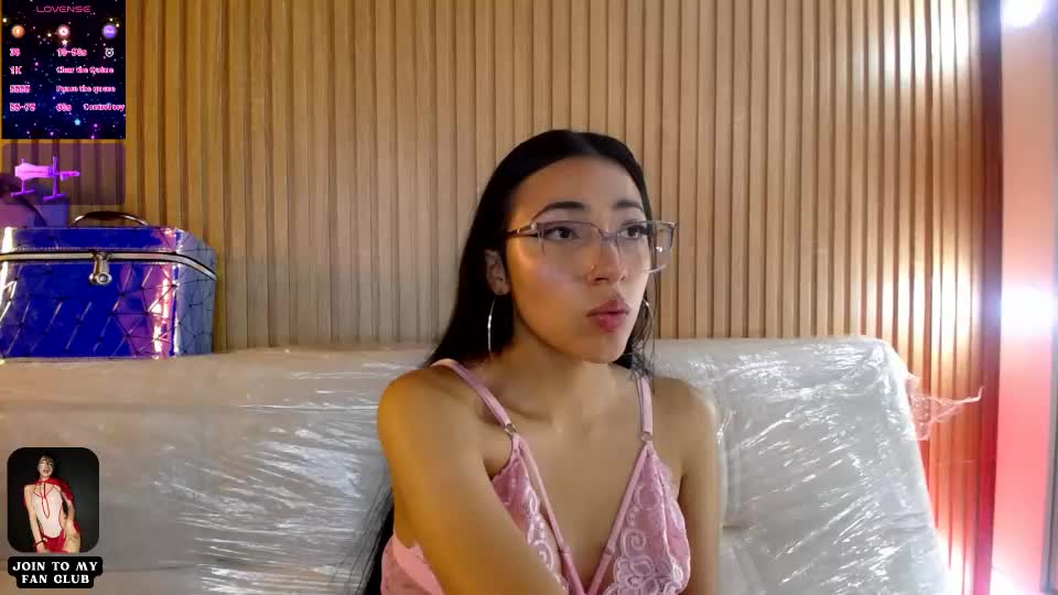 violett1126 Adult Chat August 16, 2026