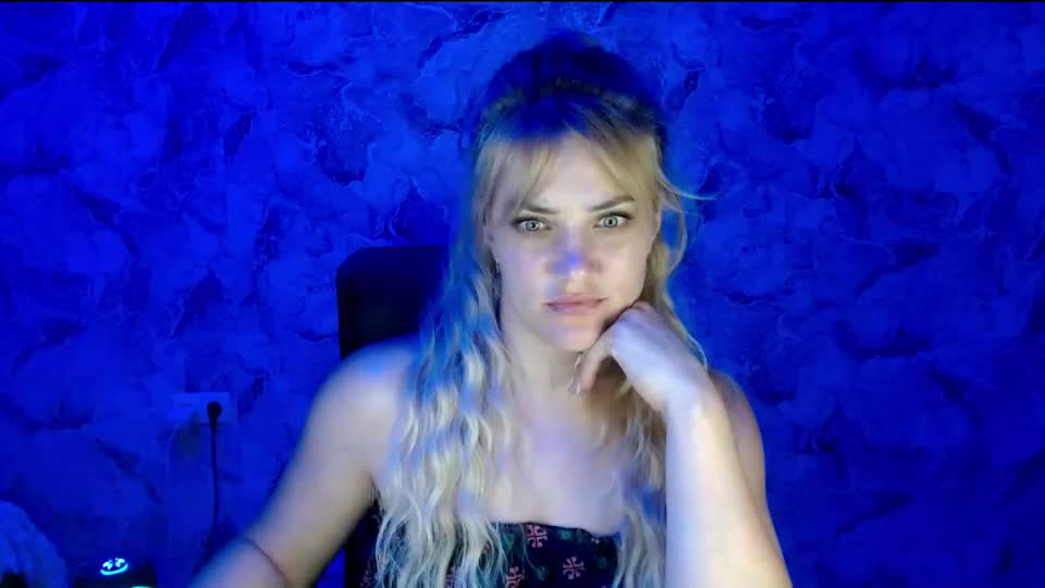 nika_love1 Adult Chat August 16, 2026