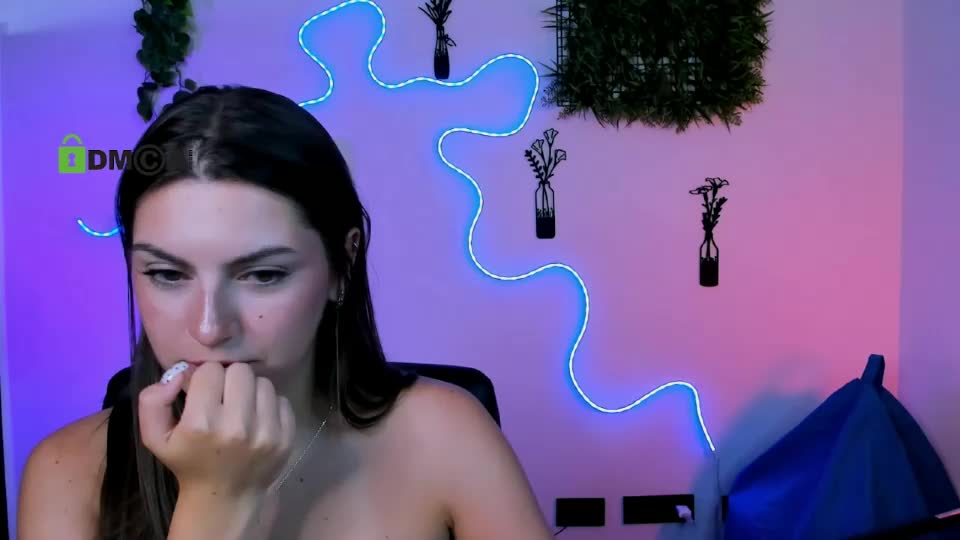 amalialowell Adult Chat August 16, 2026