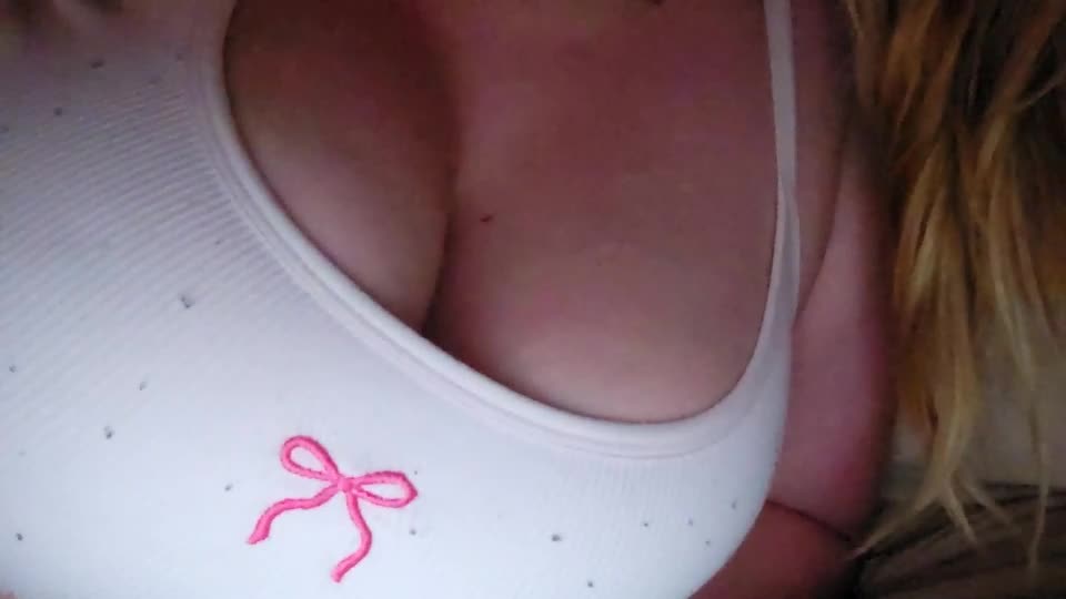 x_dreamgirl_x Adult Chat August 16, 2026